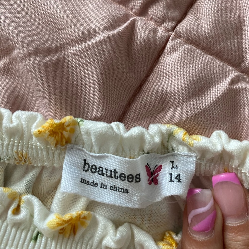 Top - Picture 3 of 3